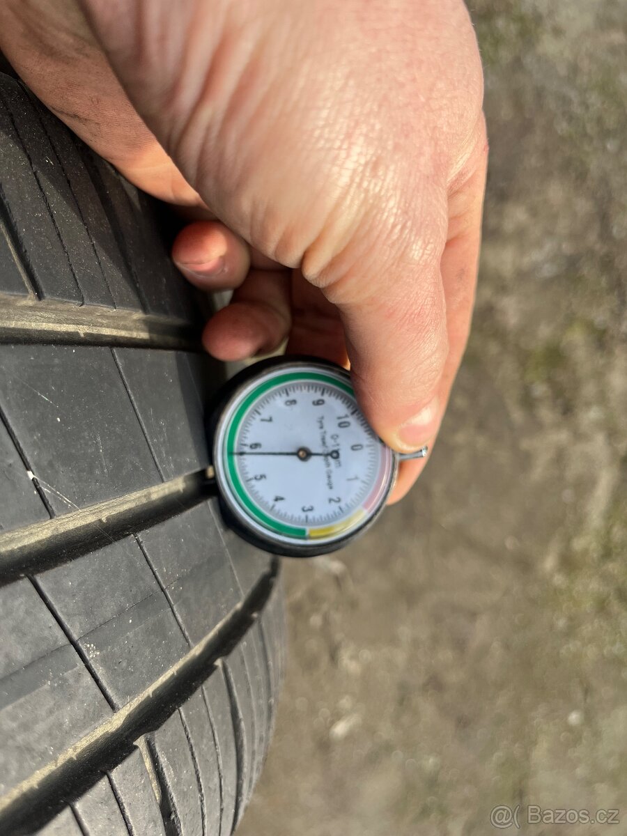 Pneu 205/55/17 - 6