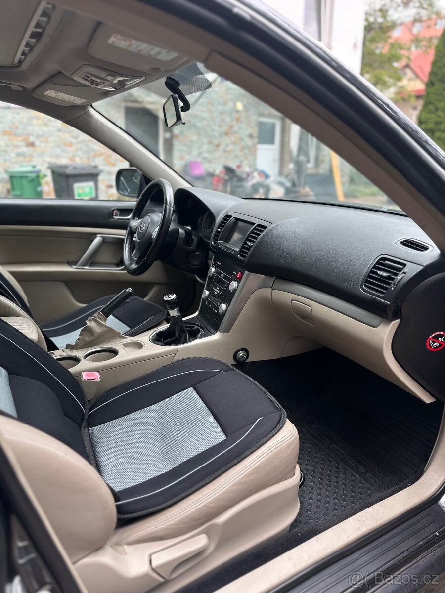 Subaru Legacy - 6