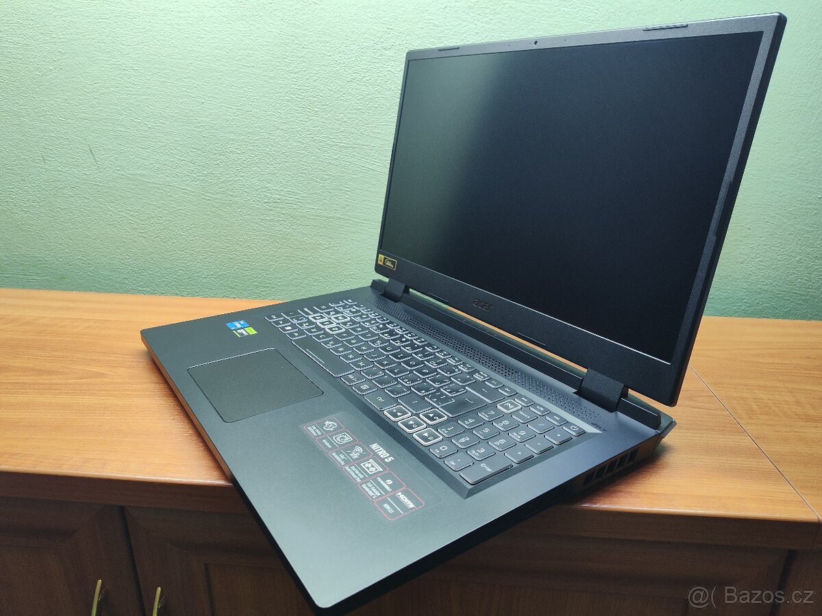 17 Velký Nitro 5,RTX-140w,i5-12gen,DDR5,1TB,RGB. - 6