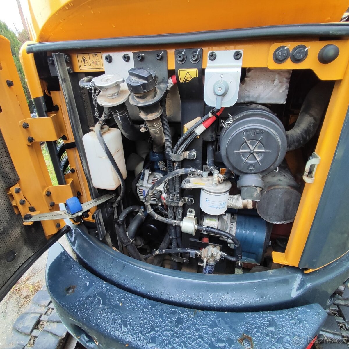 HYUNDAI Robex 25z9AK - 6