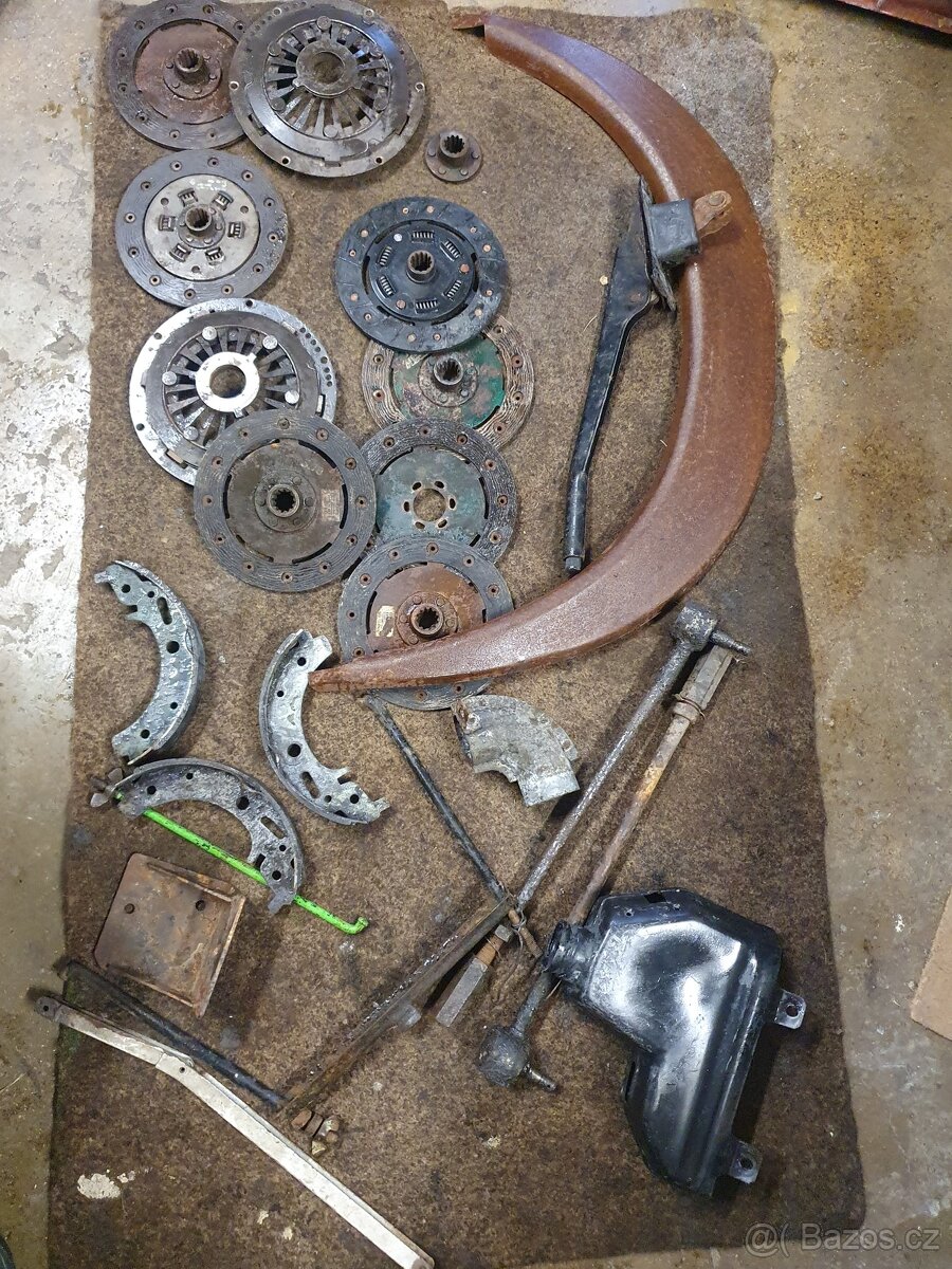 Trabant konvolut dílů - 6