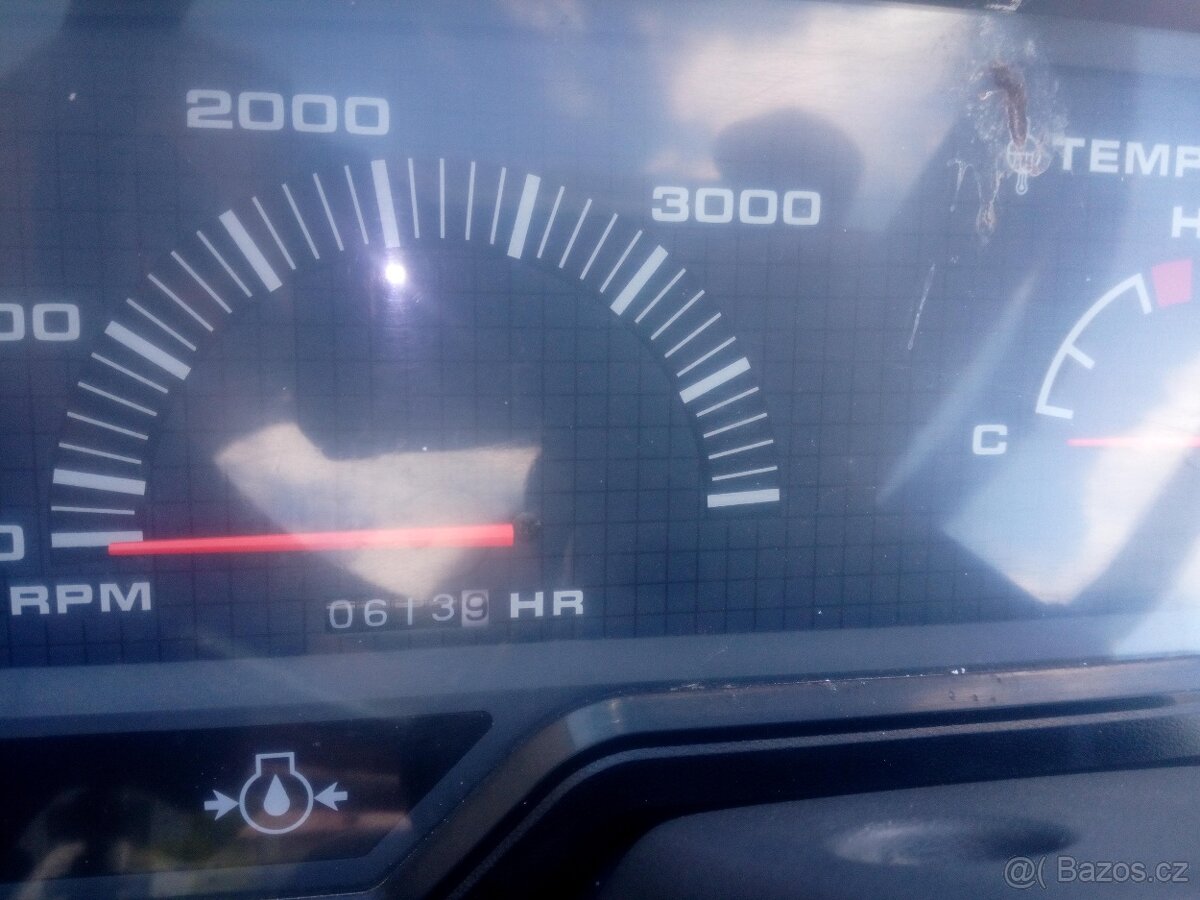 Hinomoto NZ 230 s nakladačem - 6