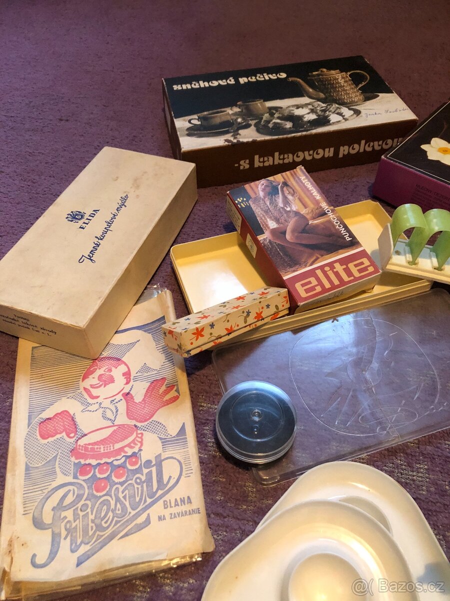 Retro obaly, krabice, plastové ošatky, stojánky vajíčka,domá - 6