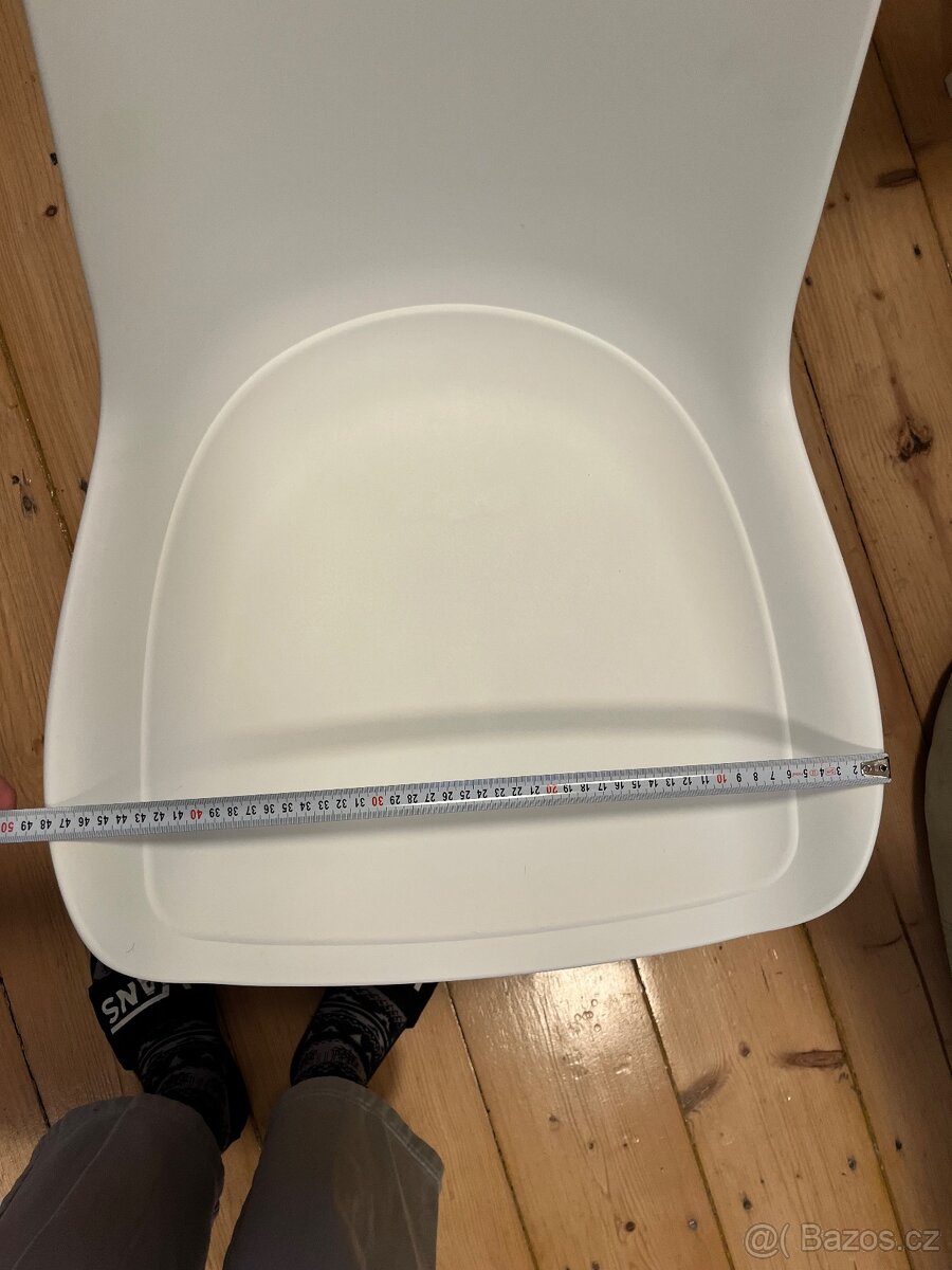 Jídelní stůl + 2 židle - 6