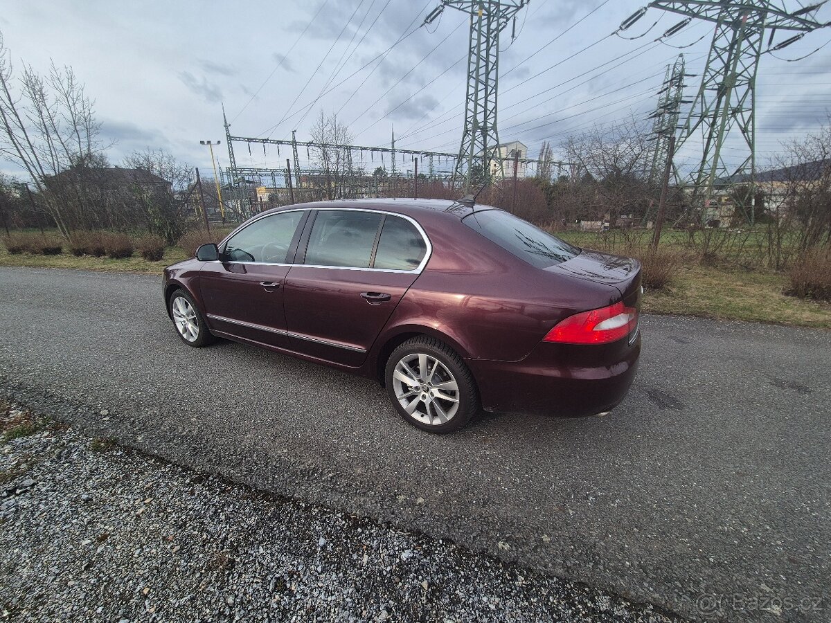 Škoda Superb 2 2.0TDi/DSG - 6