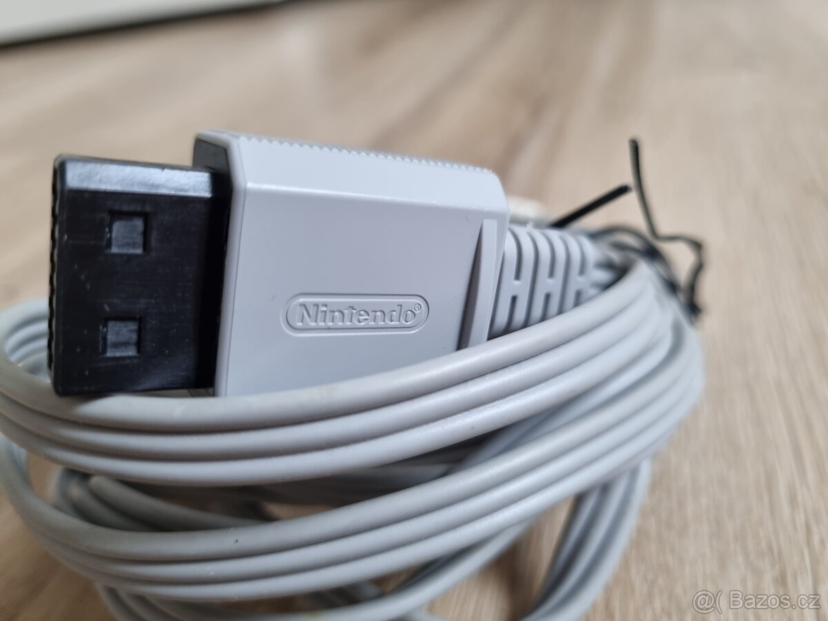 Konzole Nintendo Wii s kabely - 6