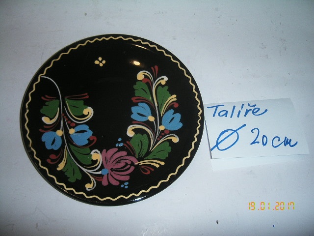 Ručně malované talířky k pověšení na zed. - 6