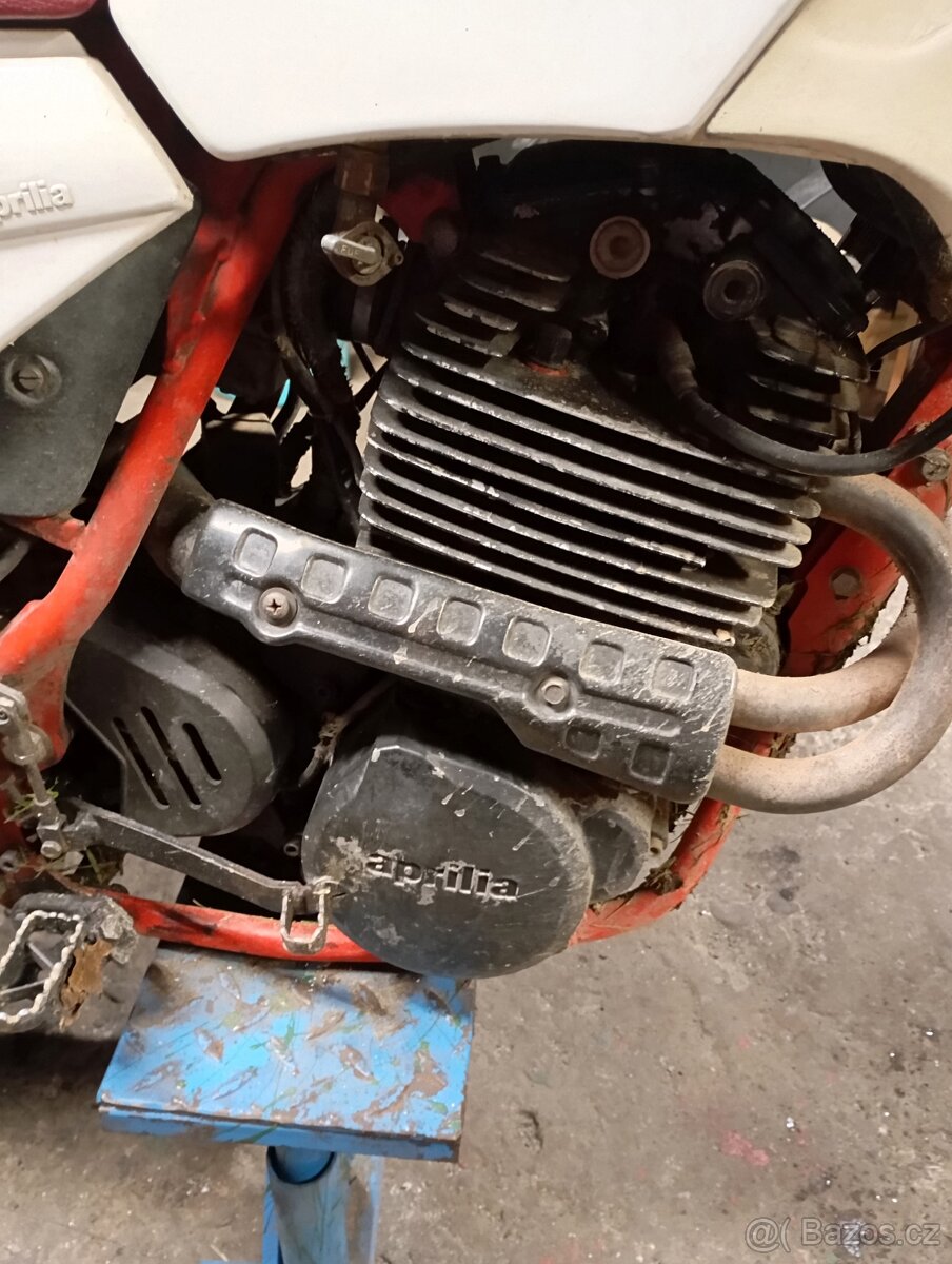 Aprillia ETX 350 - 6