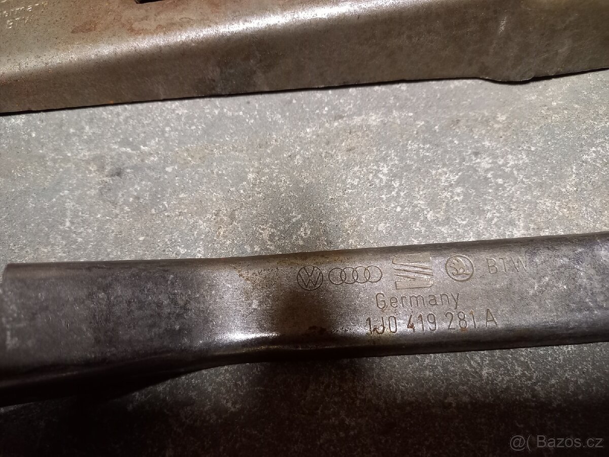 Vzpěra palubní desky octavia 1 - 6