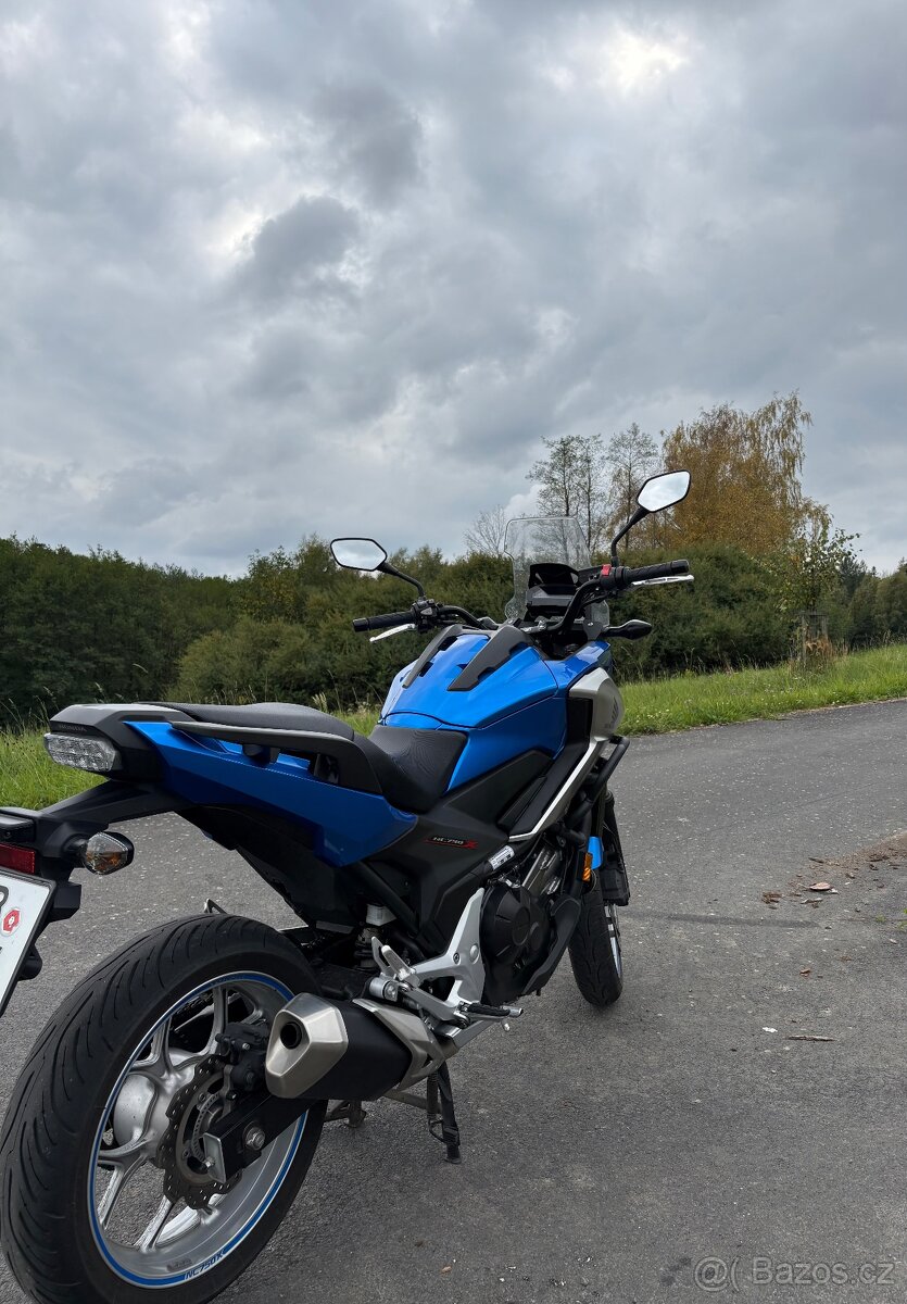 Honda nc 750x 2017 - 6