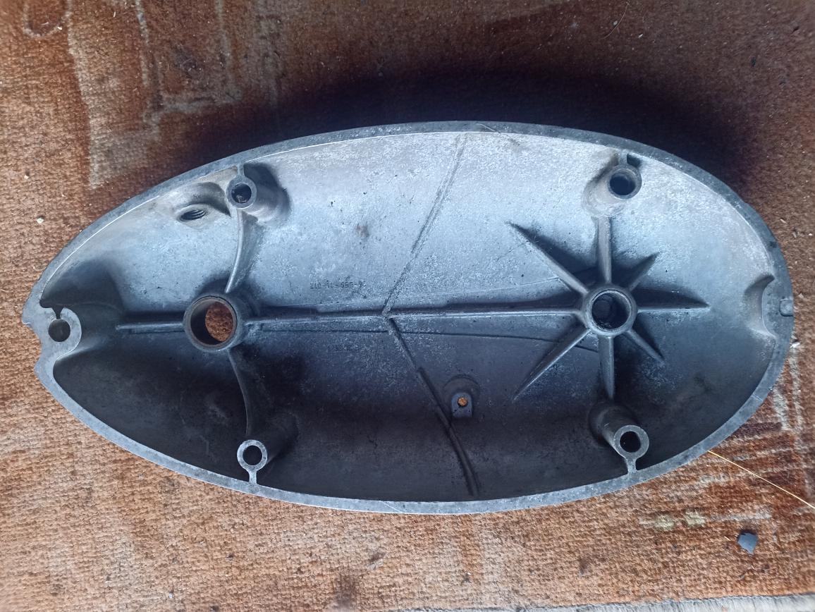 Víko motoru Jawa 250 / 559 / 353,strana spojky - 6