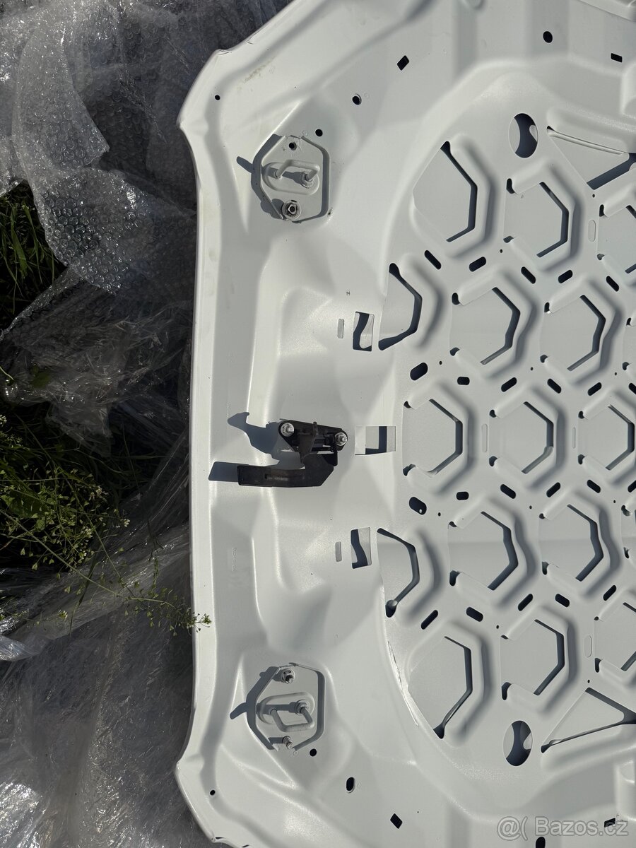 Kapota Jaguar XF 2010 Bílá - 6