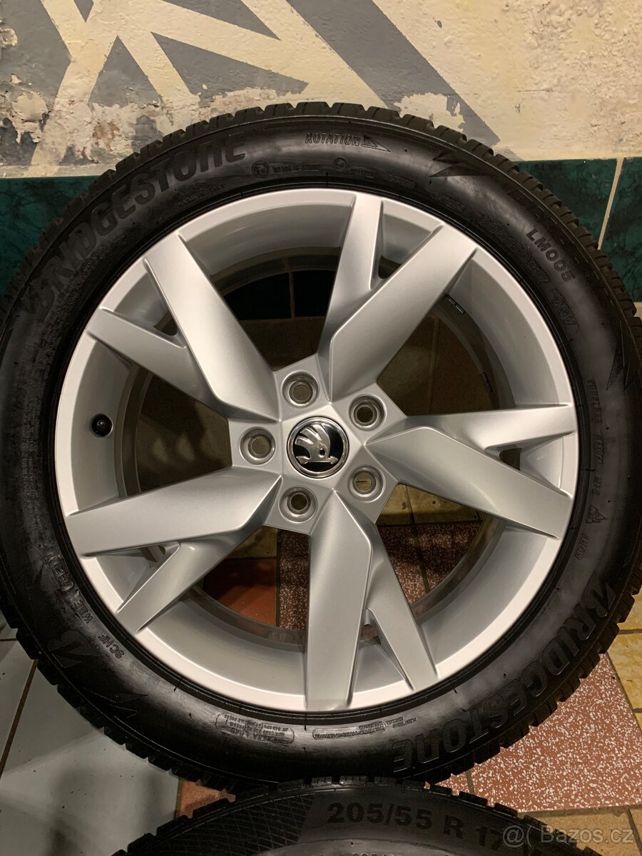 Alu kola Škoda R17 5X112 ZIMNÍ PNEU 205/55 R17 LYRA - 6