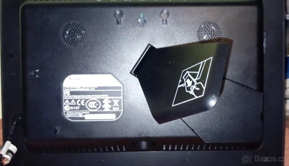 Fotorámeček LCD KODAK Easyshare SV1011 - 6