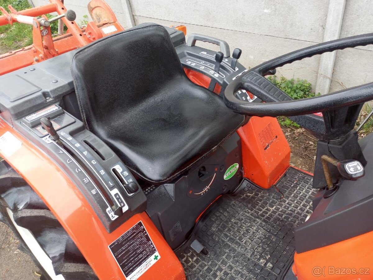 Malotraktor Kubota Aste 15 - 6
