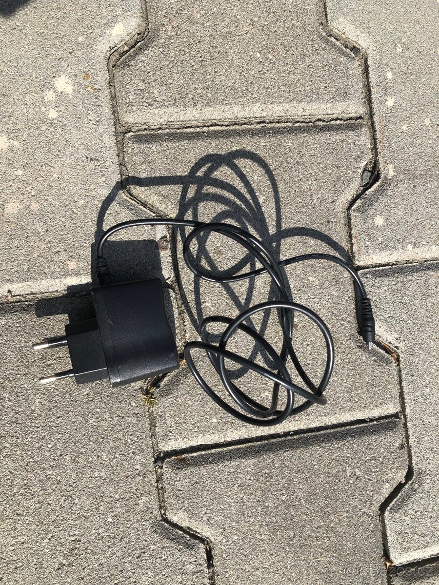 Staré mobily a příslušenství - 6