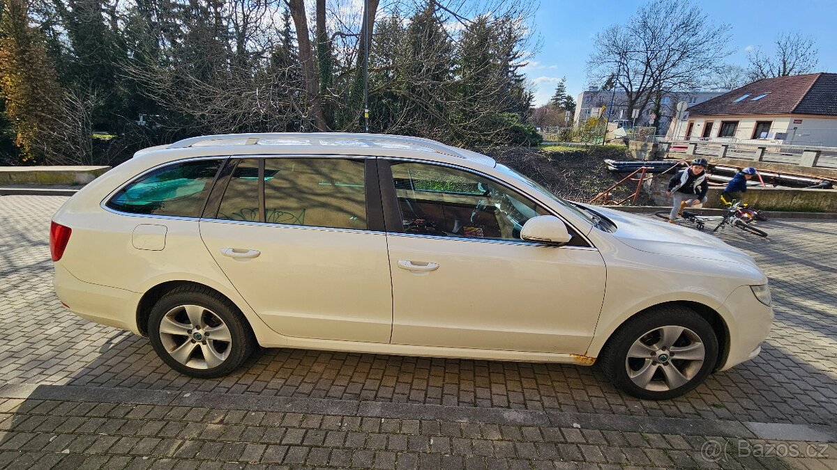 Škoda Superb II 2.0TDi 103kw DSG Combi - 6