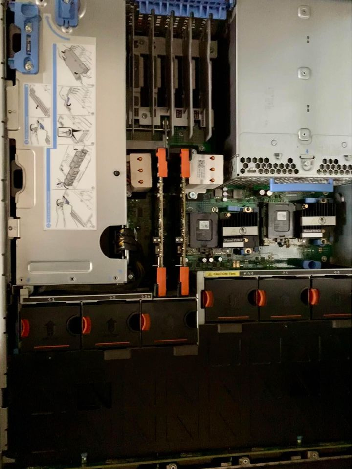 Dell PowerEdge VRTX - 6