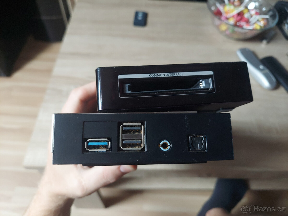 Samsung UE65HU8500TXXH - externí box pro Samsung TV - 6