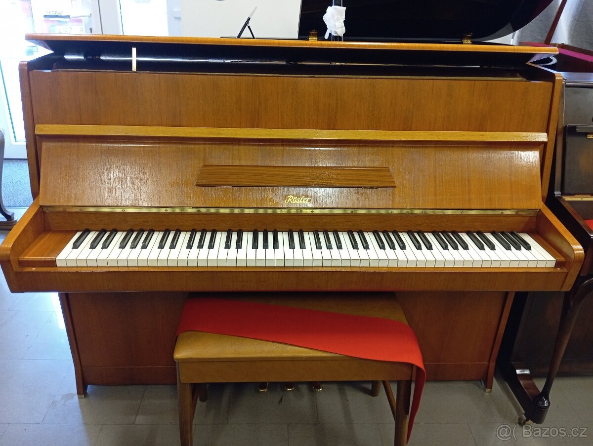 Rösler/Petrof mod.109-Dovoz i na Štědrý den 24.12. - 6