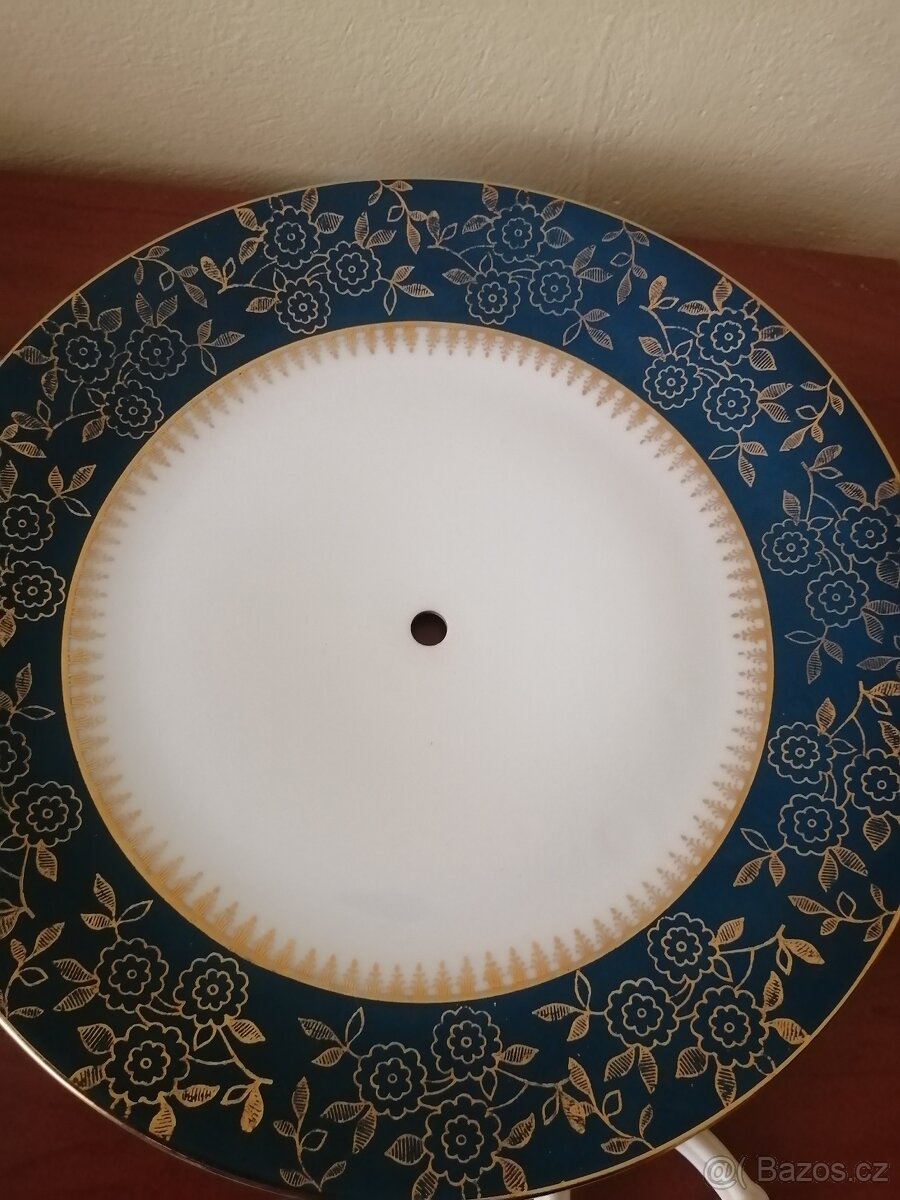 Patrový etažér - 6