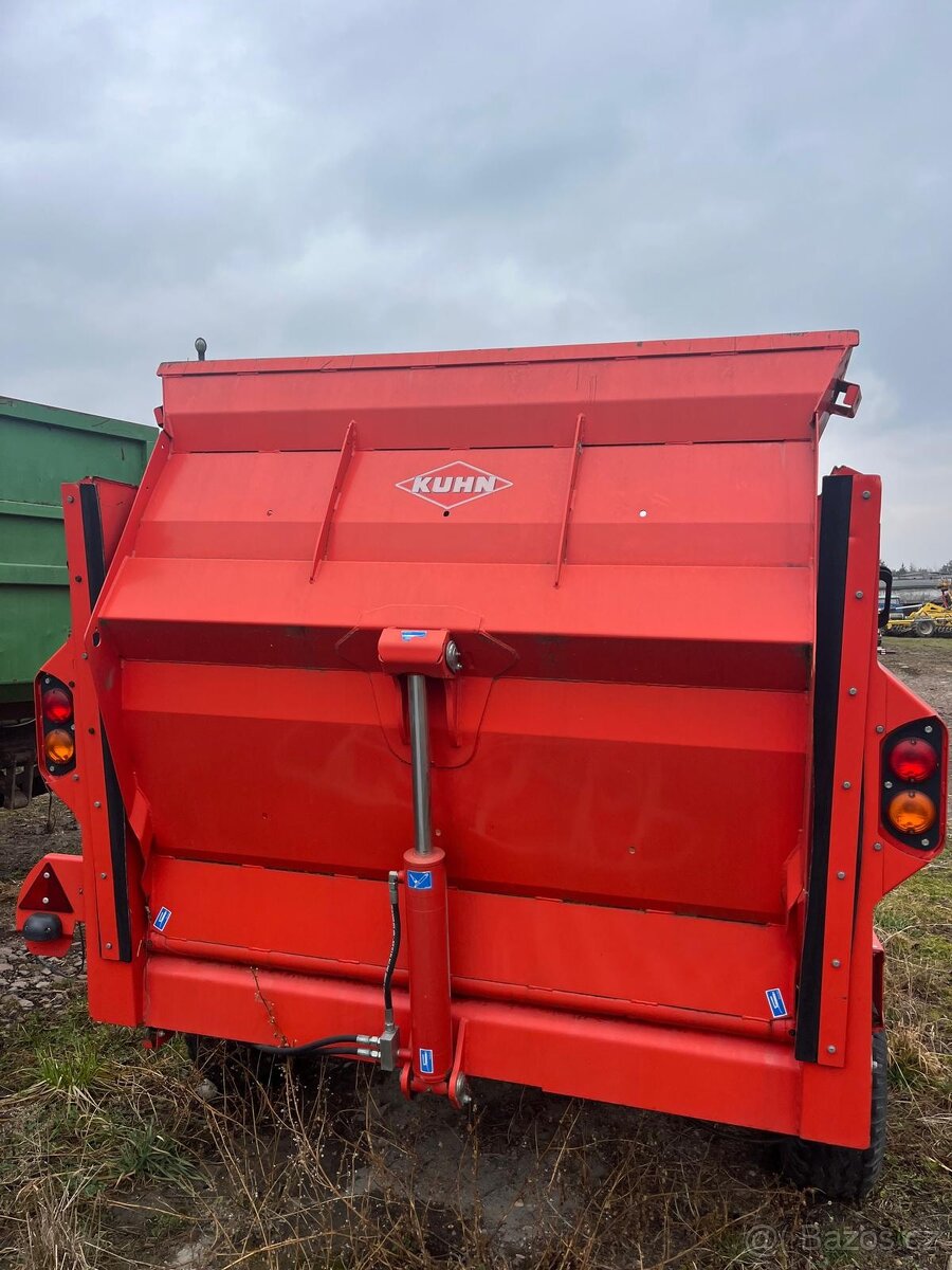 KUHN PRIMOR 4260 m - 6