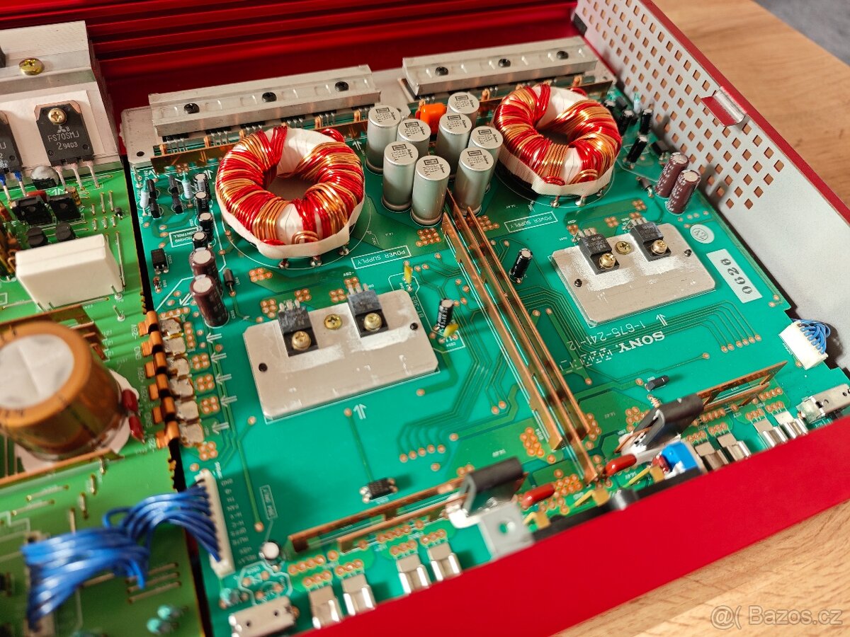 Zesilovač do auta Sony XM 7557 - 6