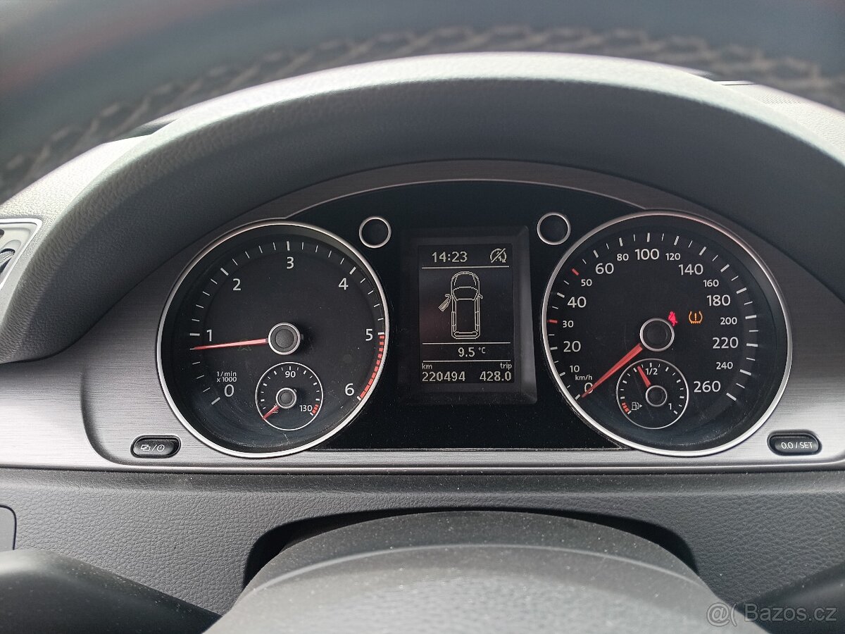 Volkswagen Passat B7 - 6