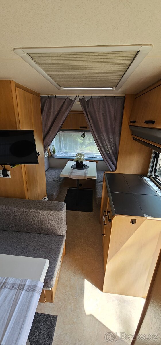 Karavan Hobby 400 De luxe + ROBOT TROLLEY 1500 - 6