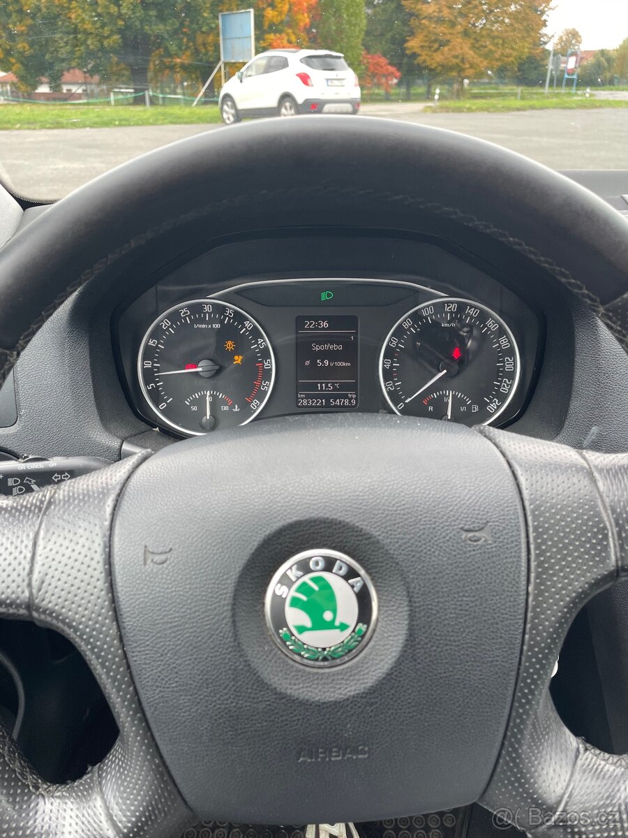 Škoda Octavia 2 2012, 2.0 TDI, tempomat - 6