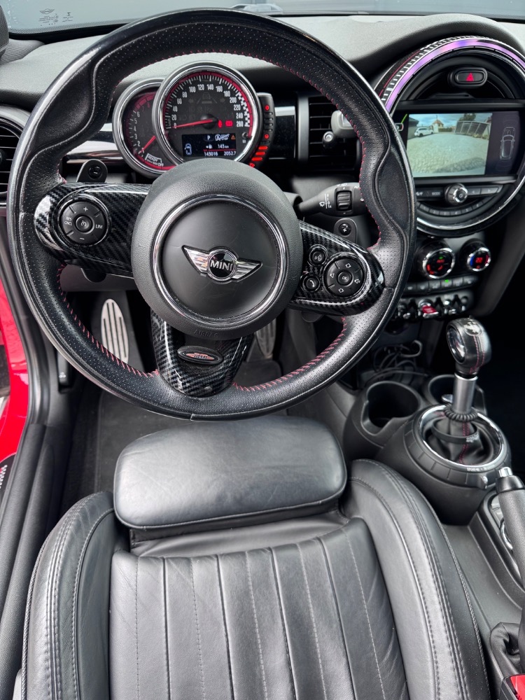 Mini Cooper JCW F56 - 6