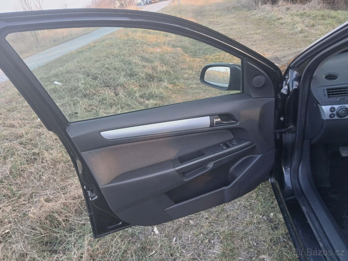 Opel Astra H - prodám - 6