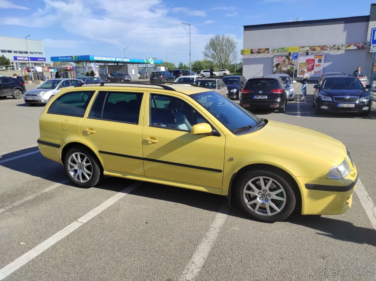 Octavia RS 1.8T combi - sběratelský kus - 6