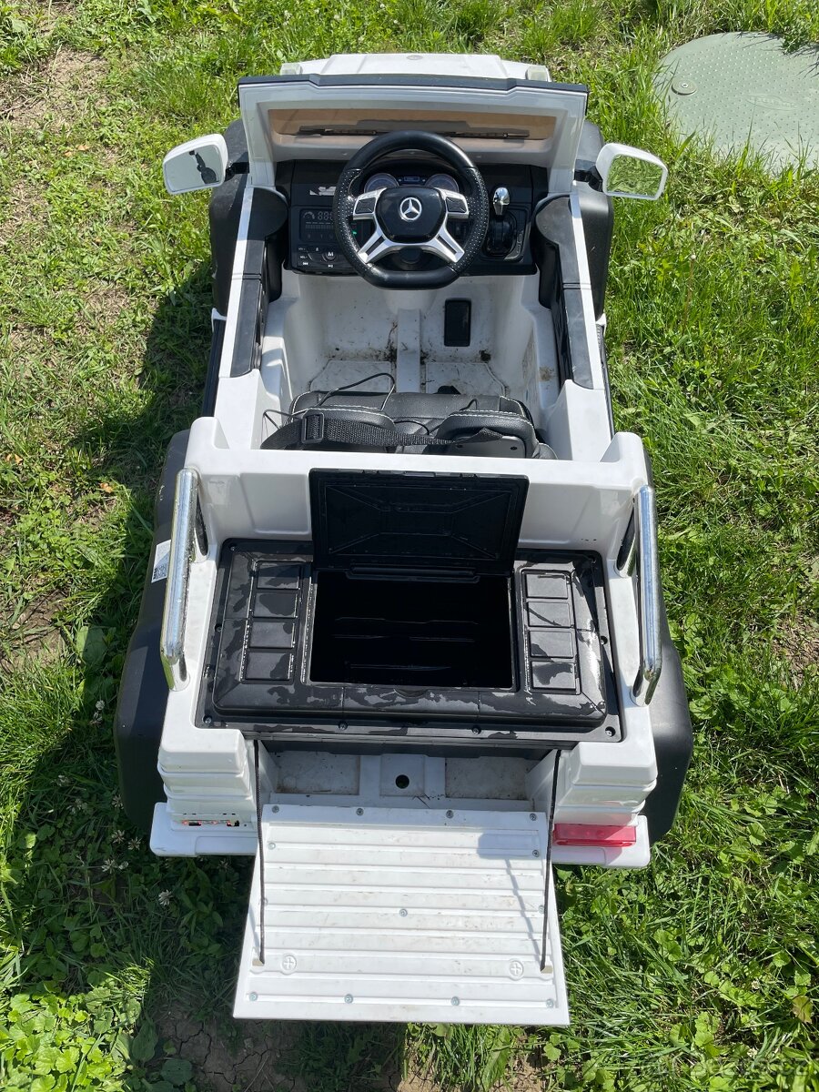 ELEKTRICKÉ AUTÍČKO PRO 2 DĚTI MERCEDES-BENZ G63 AMG 6X6 - 6