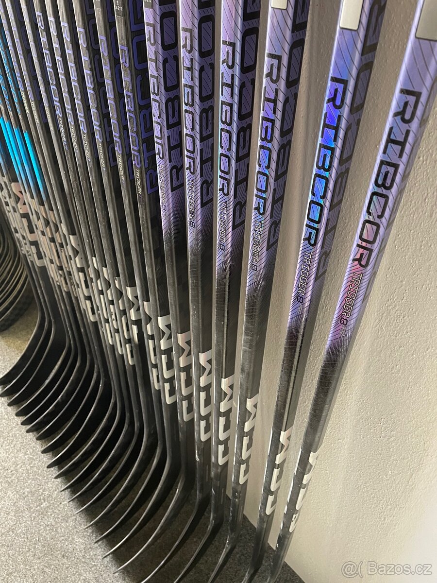 Kompozitová hokejka CCM - 6