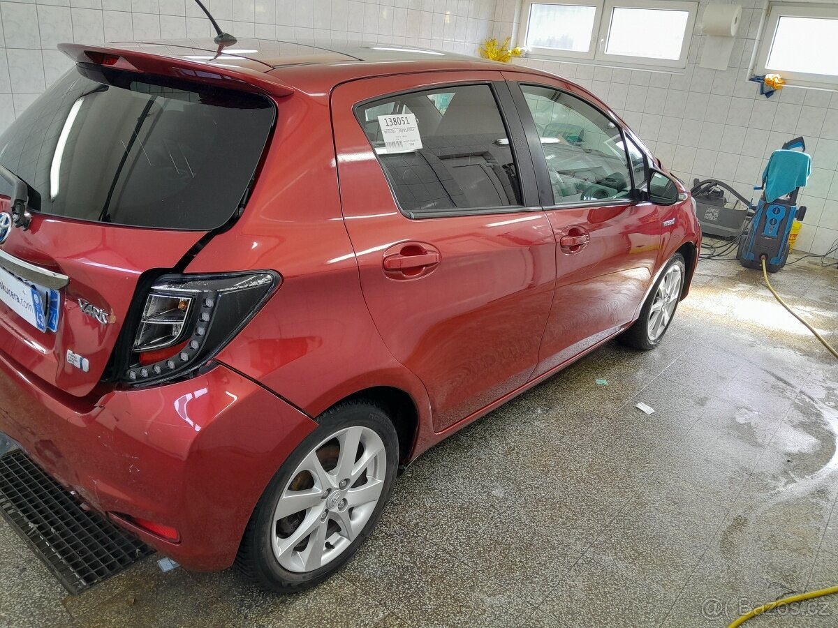 Toyota Yaris 1,5 Hybride - 6