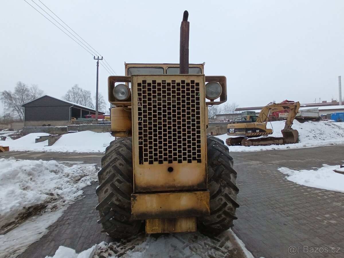 Vibrační válec ZTS VV 100 - 6