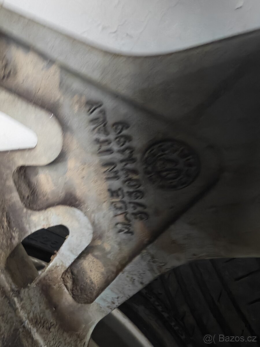 ALU kola 19" s novými zimními pneu 225/40 R19 - 6