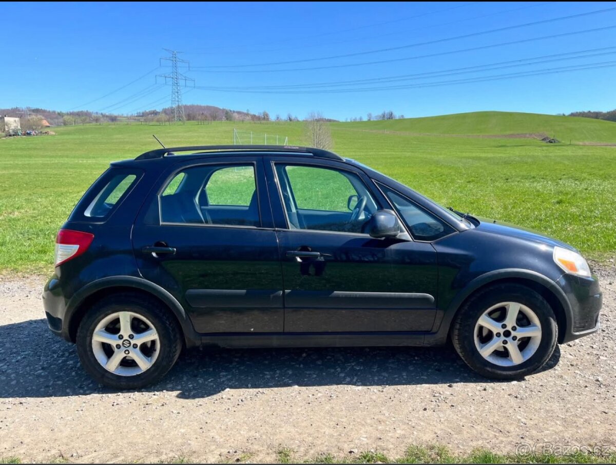 SUZUKI SX4 2.0 benzín 103kw 4x4 AUTOMAT - 6