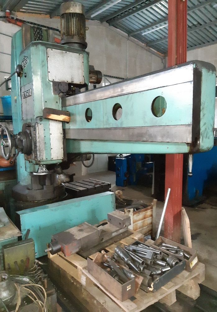 Otočná sloupová vrtačka VR 6 A - 6