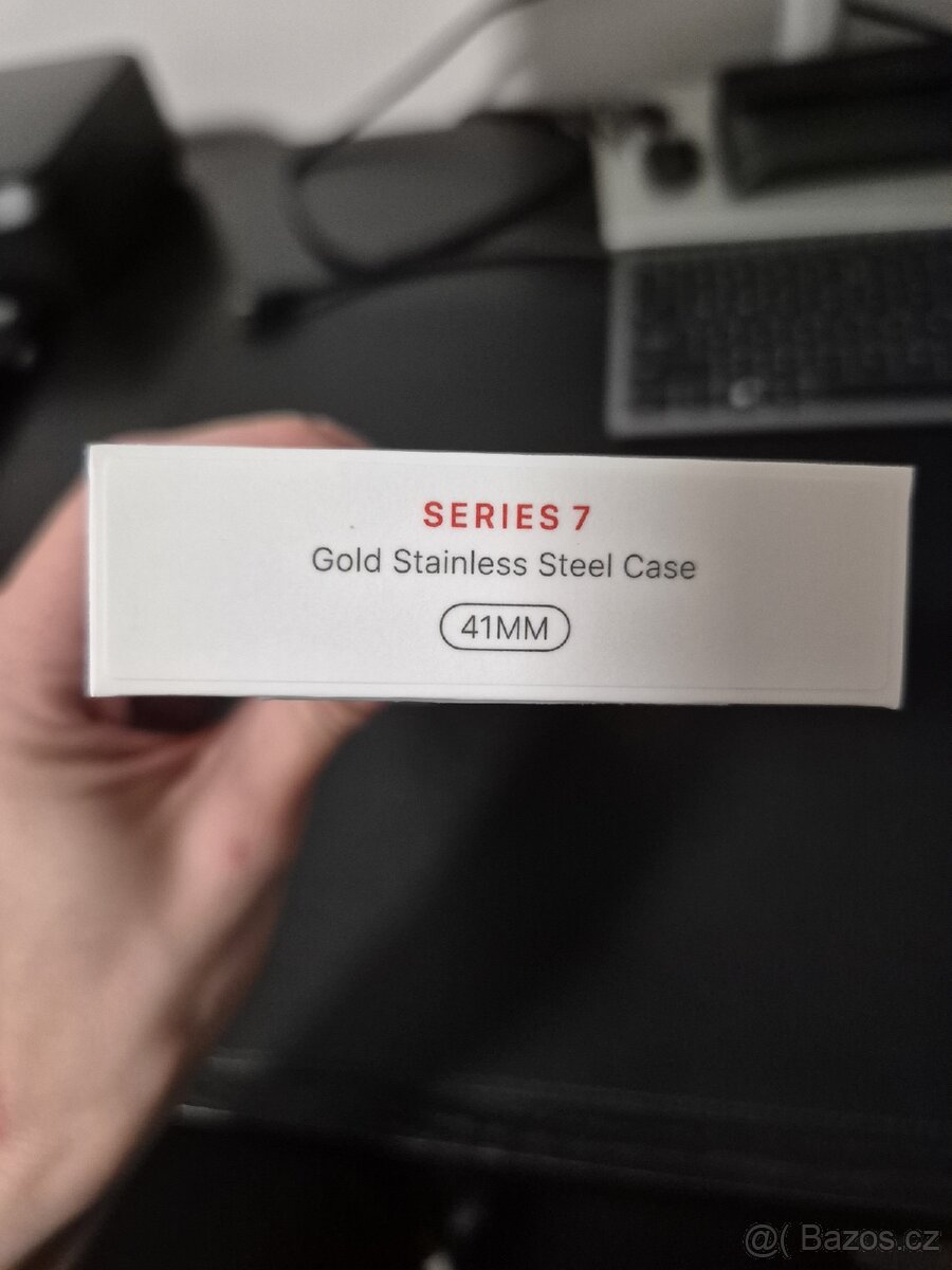 Apple watch series 7 cellular, 41 mm, gold/zlaté - 6