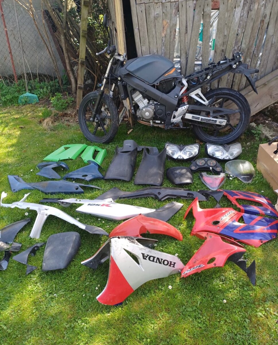 Prodám hondu cbr 125r - 6