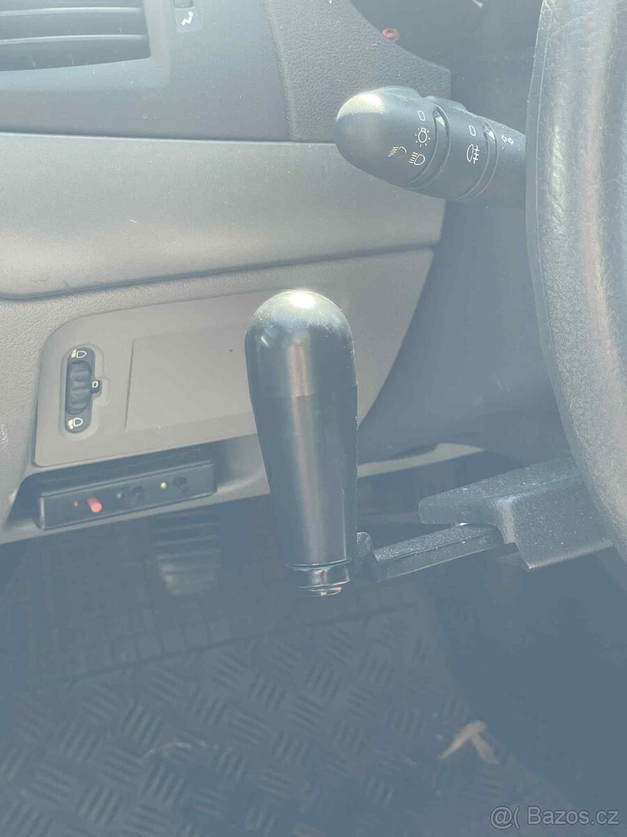 Renault Thalia 1.4 - 6