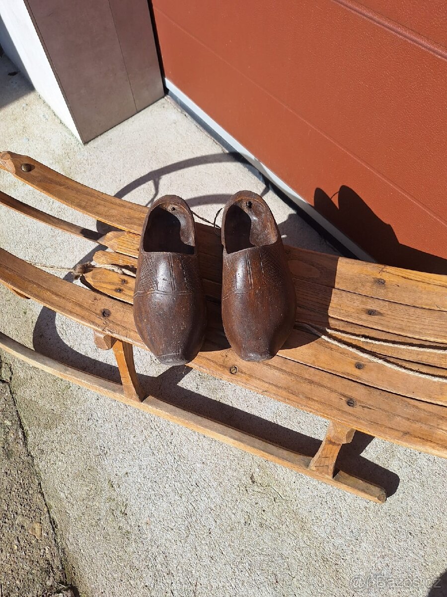 Sáňky a dřeváky - 6