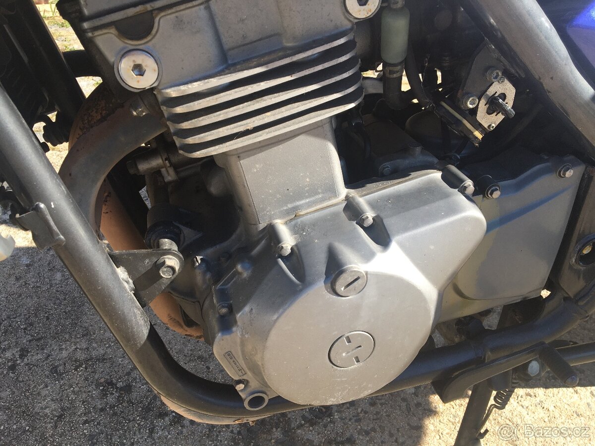 Kawasaki ER 500 A Servisní knížka - 6