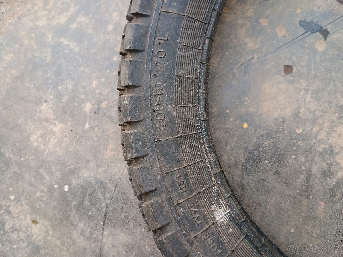 Pneu na motorku - 6