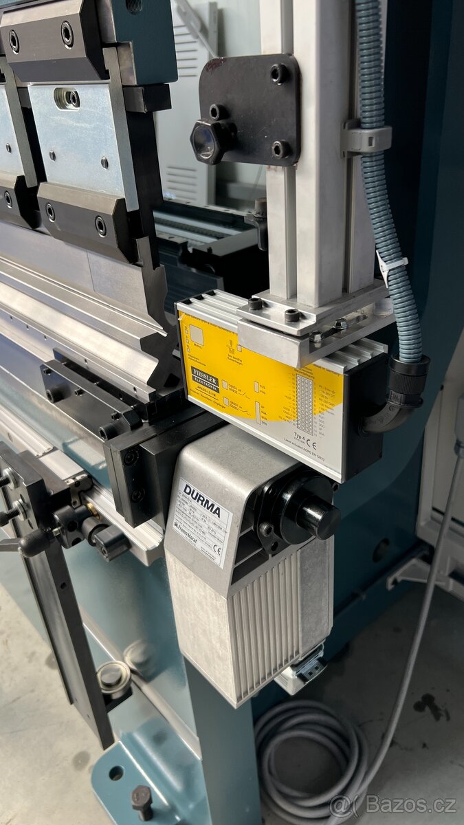 Ohraňovací lis DURMA, model AD-Servo 30175 - 6