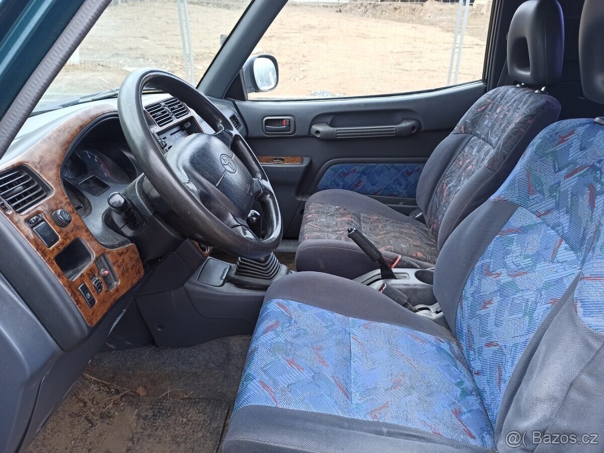 TOYOTA RAV 4 2.0i 1996 - 6