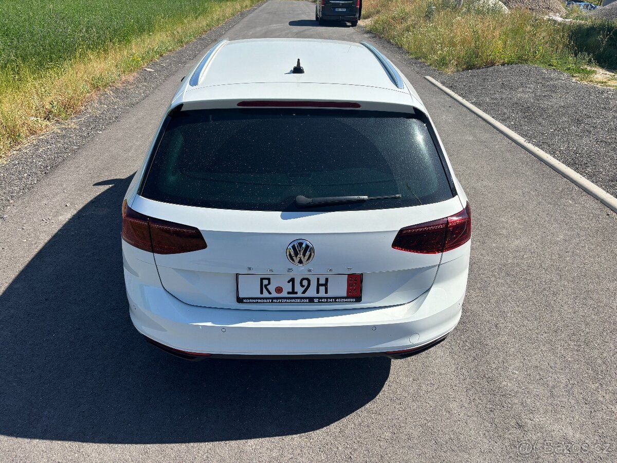 Volkswagen Passat 2,0TDI COMBI - 6