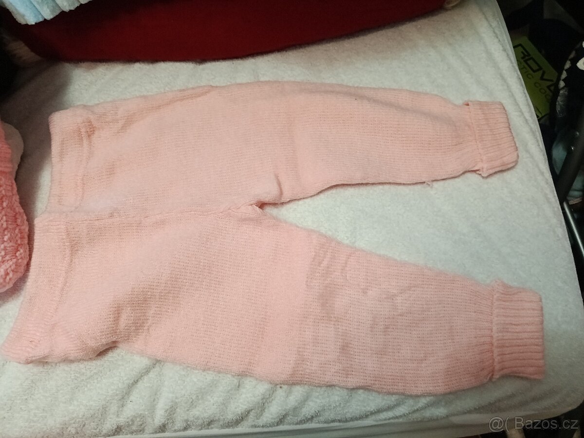 Různé oblečky na děťátko - 6